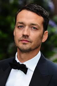Rupert Sanders, the commercials director who made his directorial debut with Snow White and the Huntsman, has signed on to helm Napoleon, an epic biopic of ... - rupert_sanders_a_p