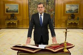 Rajoy ha jurado por la Biblia (N&uacute;meros), pero no se puede jurar (Evangelios) | Imagen 1