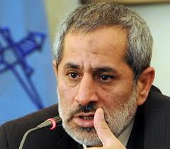 Der Teheraner Generalstaatsanwalt <b>Abbas Jafari</b> Dowlatabadi - zamaaneh_100307-dowlatabadi