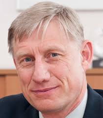 Dr.-Ing. <b>Dietmar Göhlich</b> als 2. Vizepräsident für Forschung die Schwerpunkte <b>...</b> - TUB-GoehlichProfDietmar070312-16