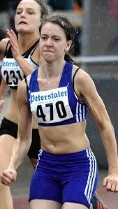 Leichtathletik (regional): Lisa Baumgartner steht nicht im Regen ... - 16587904