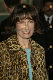 Gale Ann Hurd Photo - Gale Anne Hurd at the Los Angeles premiere of The Punisher &middot; Gale Anne Hurd at the Los Angeles premiere of &quot;The Punisher&quot; at the ... - 6e4f64b5691006a