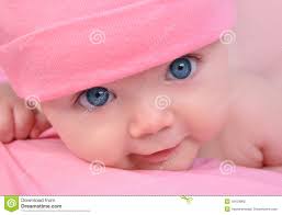 Résultat de recherche d'images pour "bébé mignon au yeux bleu garcon"