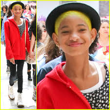 Willow Smith: New Yellow &#39;Do! Willow Smith: New Yellow &#39;Do! Willow Smith smiles big for the cameras as she rocks her latest hair color — bright yellow! - willow-smith-yellow-do