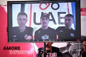 "Dynamic Duo Jay Vine and João Almeida Ready to Shake Up the Giro d