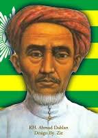 Pada tahun 1912, Ahmad Dahlan pun mendirikan organisasi Muhammadiyah untuk melaksanakan cita-cita pembaharuan Islam di bumi nusantara. - ahmad-dahlan2