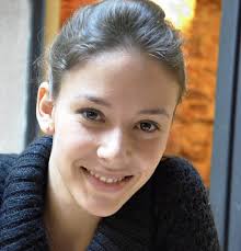 Die 21-jährige Stimmenakademie-Studentin <b>Céline Huber</b> aus Lörrach erobert <b>...</b> - 54964278