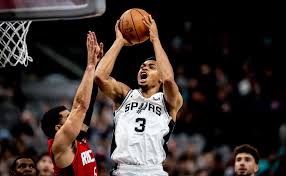 Ball handlers The Crucial Early Run That Sank the San Antonio Spurs: A Detailed Film Analysis