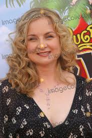 Cheryl Chase Photo - Cheryl Chase - Rugrats Go Wild - Premiere - Cinerama Dome Hollywood. Cheryl Chase - Rugrats Go Wild - Premiere - Cinerama Dome, ... - a8a4ec1d4fb7d6b