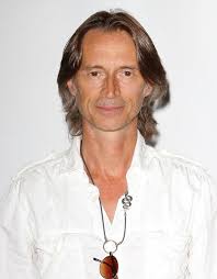 Robert Carlyle. 2011 Disney ABC Television Group Host Summer Press Tour Photo credit: FayesVision / WENN. To fit your screen, we scale this picture smaller ... - robert-carlyle-2011-disney-abc-summer-press-tour-01