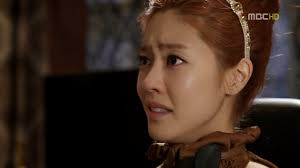 Jae Shin tries to say she&#39;s not that impulsive, but Shi Kyung interrupts her again, ... - jae-shin-is-hurt1