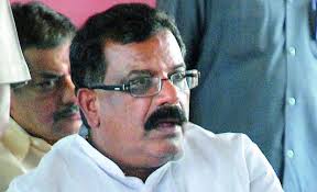 Hyderabad: Union minister of state for railways Kotla Surya Prakash Reddy has been insisting on statehood for Rayalaseema if the Centre carves out Telangana ... - 30KOTLA