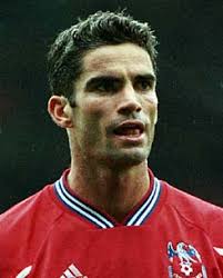 CRAIG FOSTER Position: Midfielder Born: 15/4/69. Club: Crystal Palace Previous clubs: Adelaide City (Australia), - Foster