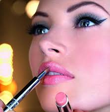 How To Become A Make-Up Model?: Easy Steps and Advice - Makeup-Ideas