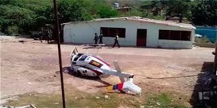 Resultado de imagem para Un helicóptero de la Guardia venezolana cayó en la frontera con Colombia