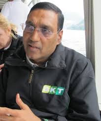 “At BKT, we believe in &#39;Getting Together,&#39; which is a process that helps us in &#39;Growing Together,&#39;” said Arvind Poddar in his welcome letter to guests. - 102649IMG2248JP_00000054660