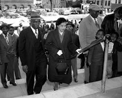 Rosa Parks civil rights leader