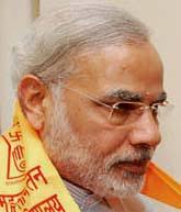 Gujarat Chief Minister Shri Narendra Modi today attended Shri Morari Bapu&#39;s Ram katha in Gandhinagar. Shri Modi sought blessings of Shri Morari Bapu on ... - Narendra-Modi-DeshGujarat-Face