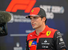 Carlos Sainz reveals status of Ferrari contract negotiations