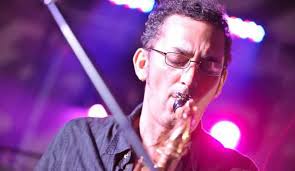 horacio-avendano-19-07-13 Horacio Avendaño, saxofonista de la banda argentina de reggae y ska Los Pericos, murió ayer (18 de julio) en un hospital de Buenos ... - horacio-avendano-19-07-13
