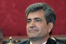 El flamante presidente del Consejo General del Poder Judicial (CGPJ) y del Tribunal Supremo, Carlos Lesmes, somete a estas horas (10,40 horas) a votación ... - 6a00d8341bfb1653ef019b0355e8a6970c-pi