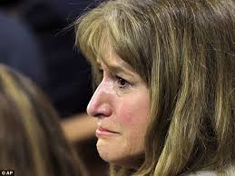 Distraught: The victim&#39;s mother, Lili Wilson, cried as the 911 call from John Goodman was played in court today - article-2114615-12304FF5000005DC-26_634x475