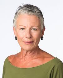 Judges described Kim Hill as: &quot;an experienced and warm broadcaster exercising full control of her content whilst coaxing her guests to reveal more of ... - full_kim-hill-13