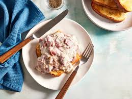 Creamed Chipped Beef & Toast Recipe