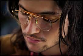THESOLOIST ROUND EYEWEAR | BY OLIVER PEOPLES | Image - oliver-peoples-soloist-round-eyewear