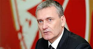 BEOGRAD - Sportski direktor Crvene zvezde Zoran Stojadinović izjavio je danas da taj fudbalski klub nije mogao lošije da počne sezonu, ali da je možda bolje ... - zoran-stojadinovic-1365525928-294141