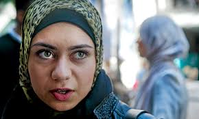 ”De hårda invandringsreglerna gör det svårt för många muslimer som inte har medborgarskap”, säger 22-åriga studenten Fatima Ayoub från Irak. - fatima_ayoub_660