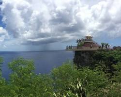 Gambar Two Lovers Point Trail, Guam