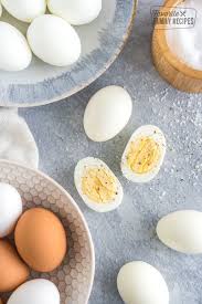 Hard Boiled Eggs (Easy-Peel, Foolproof Recipe) | Favorite Family ...
