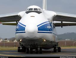  Antonov An-124 Còndor.   ( avión de transporte militar logístico Rusia y Ucrania ) Images?q=tbn:ANd9GcSP0jddoPVcFrSecO7GnnvGEy0KA-Tq6aykWyr4S3EMGfzOc-Cj4Q