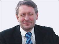 Sir Peter Soulsby has taken up the students&#39; case - _42605299_peter_soulsby_203