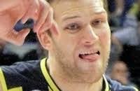 bojan bogdanovic Fenerbahce Ulker tightened its grip on first place in Group A with a 74-78 come-from-behind victory ... - bojan_bogdanovic2