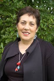 Professor Linda Smith. Boost for Māori Research: Te Kotahi Research Institute Director Professor Linda Tuhiwai Smith, says the aim of Te Kotahi Research ... - linda-smith-191011