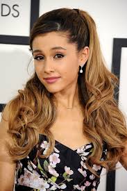 Ariana Grande bei den Grammy Awards 2014