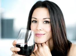 Woman drinking wine. Wine can seem like an overwhelming topic to master that is best left to snotty-nosed sommeliers. But it&#39;s much simpler and ... - woman-drinking-wine-horiz