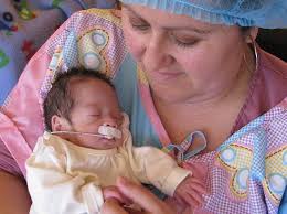 Padres de niños prematuros participaron en taller de apego en Hospital Gustavo Fricke - file_20131220091303