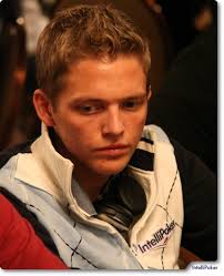 <b>Johannes Vogel</b>, besser bekannt als SeriAce ist in der deutschen Pokerszene <b>...</b> - VegasTag18091_ip1
