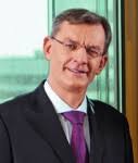 Dr. <b>Joachim Seeler</b> verantwortet seit Februar 2012 als Vorstand die Ressorts <b>...</b> - seeler-lloydfonds-127x150
