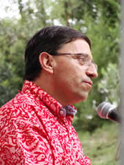 Director de la Fundación Estanislao Zuleta 1992 – 2008. Dirige el Centro Literario “Voz Alta.” 2005 -2008. Director de la Revista de Poesía Clave. - zuleta