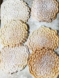 Classic Italian Pizzelle Cookies (Family Recipe) • Ugly Duckling ...