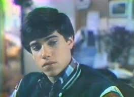 One on One stars 70s heartthrob Robby Benson as small town basketball champ, Henry Steele, who wins a college scholarship and must learn to survive in the ... - Robby_Benson_One_On_One_1977-500x361