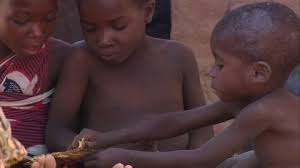 Resultado de imagen para grupo comiendo africano