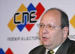 El rector del Consejo Nacional Electoral Vicente Díaz afirmó este martes que declarar la jornada electoral del 8 de diciembre en Venezuela como “día de la ... - VicenteDiaz
