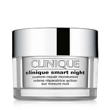 UAE National Day Offers Still On Set! Buy Now Clinique Smart™ SPF 15 at 50% Discount!