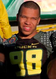 Former Oregon Duck Dominic Glover has committed to Oregon State. Glover attended Oregon and played one year, suffered an injury in year two (medical ... - dominic_glover