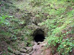 Пещера в скале Images?q=tbn:ANd9GcTK5pa9Fn7K2U3-vzLYZ7Hrt-jYD1KIHT0Ql0xre45bahxn5MYbRA